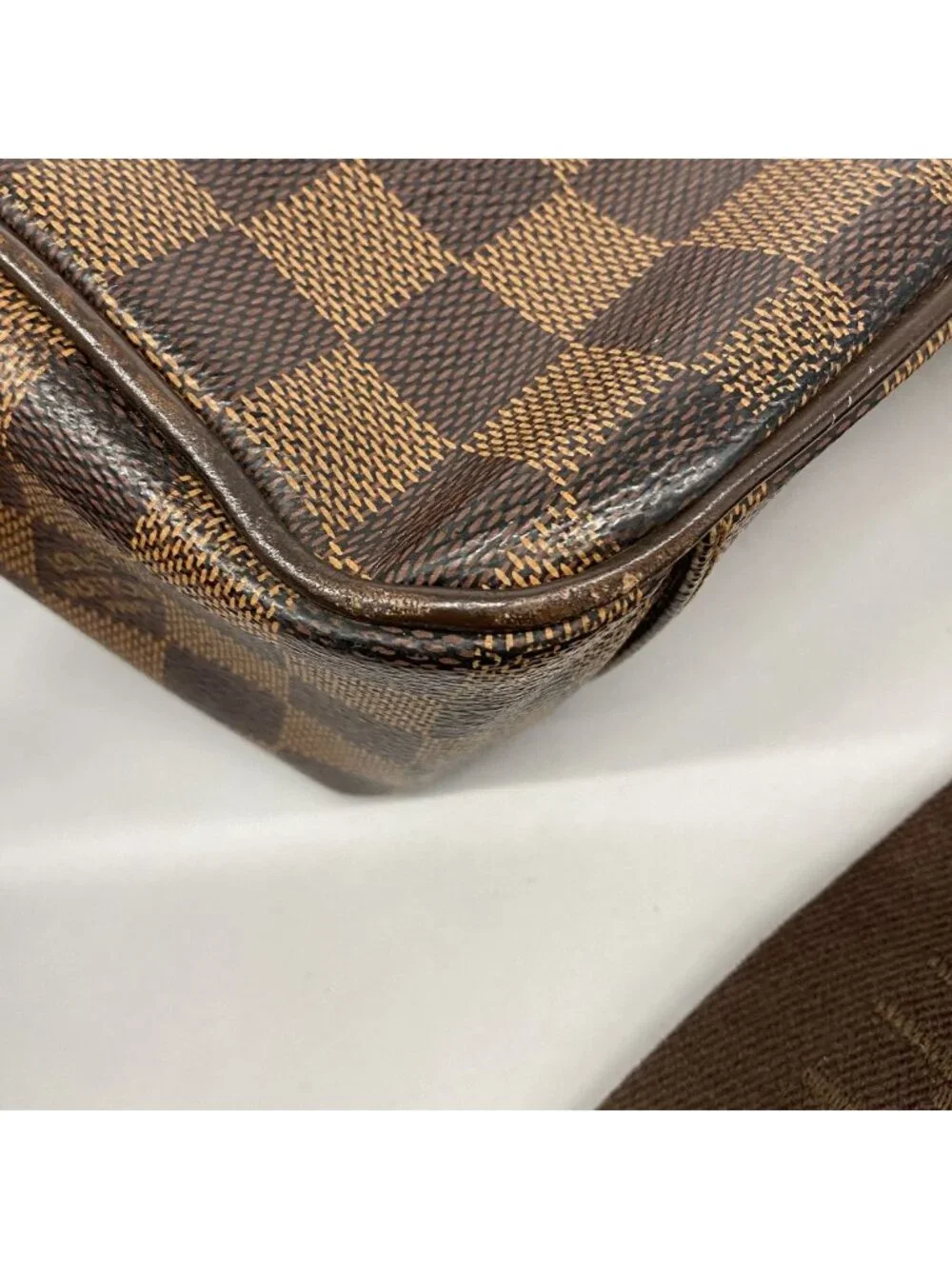 Louis Vuitton Shoulder Bag Damier Shelton MM Ebene